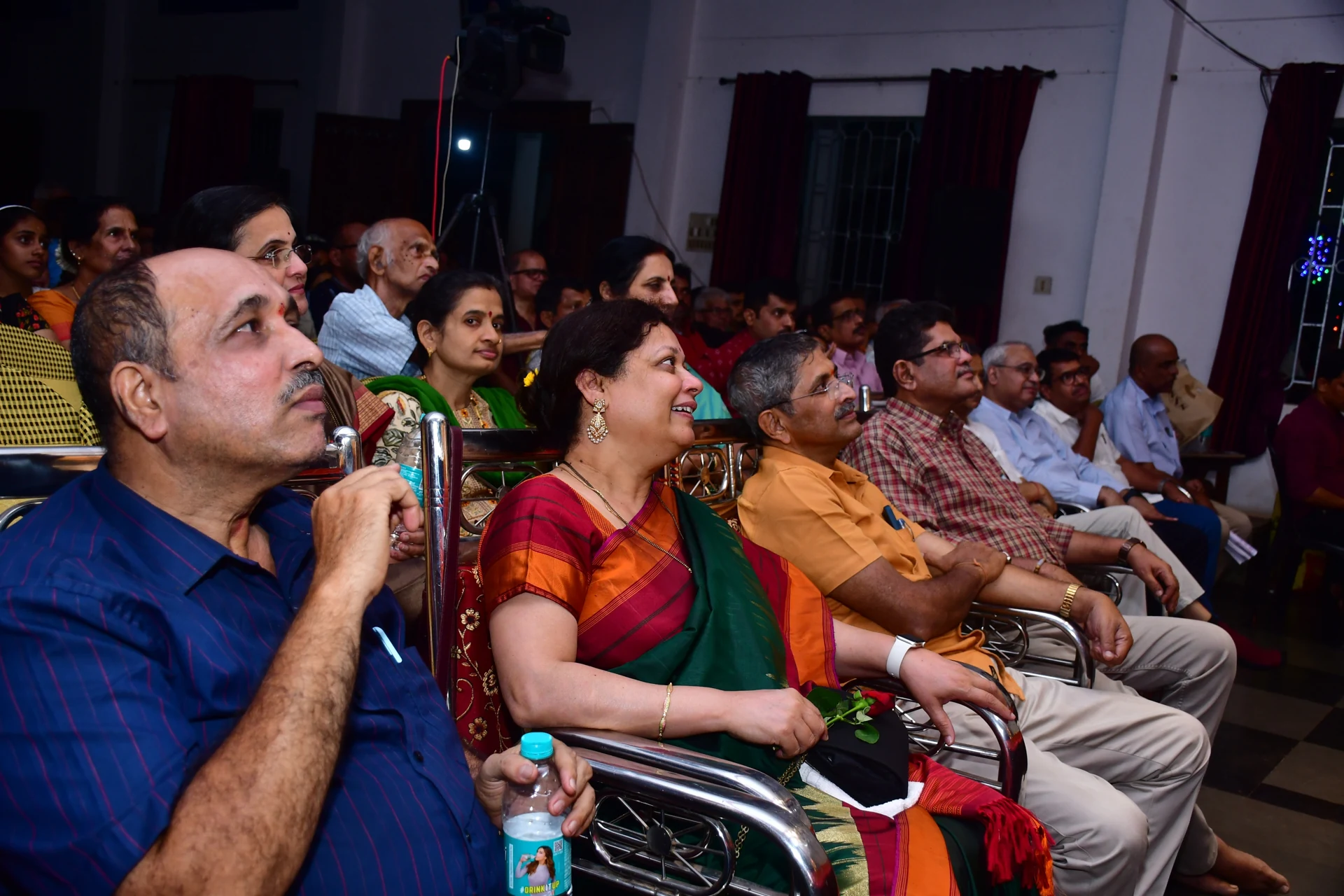 Audience enjoying the Yakshagaana Sudhanvaarjuna Kaalaga at the 5th anniversary function of the Trust.